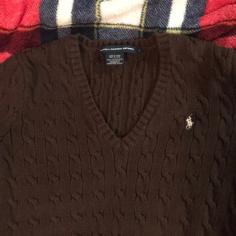 Polo v neck sweater